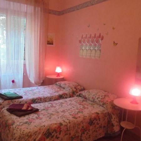 Max House Bed & Breakfast Rome Exterior photo